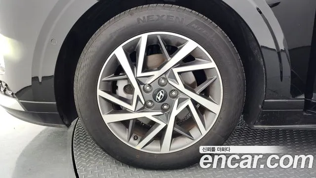 Hyundai Grandeur Grandeur (GN7) 2.5 Бензин 2WD — Фото автомобиля 5