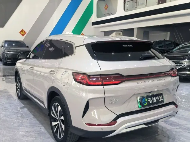 BYD Song PLUS — Фото автомобиля 13
