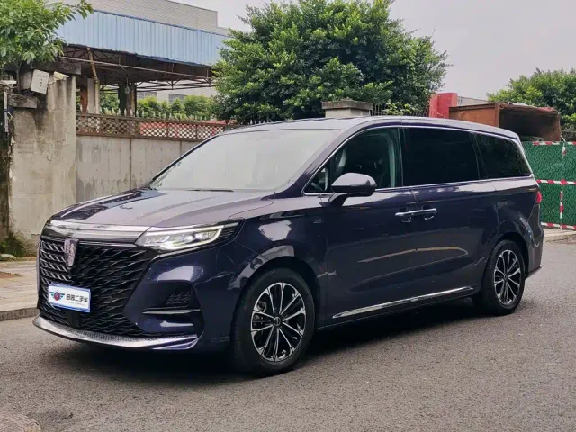 Фотография автомобиля — Roewe iMAX8