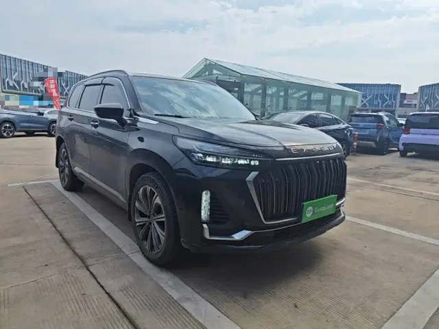 Exeed VX — Фото автомобиля 3
