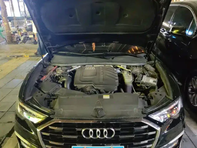 Audi A6L — Фото автомобиля 21