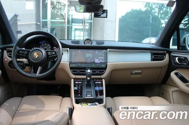 Porsche Macan — Фото автомобиля 7