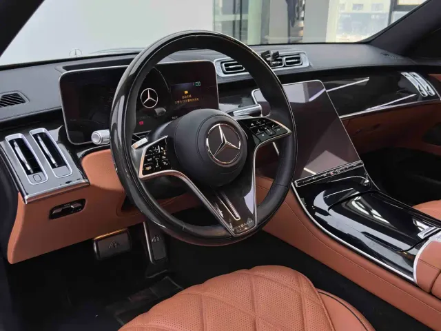 Mercedes-Benz Maybach S-Class — Фото автомобиля 16