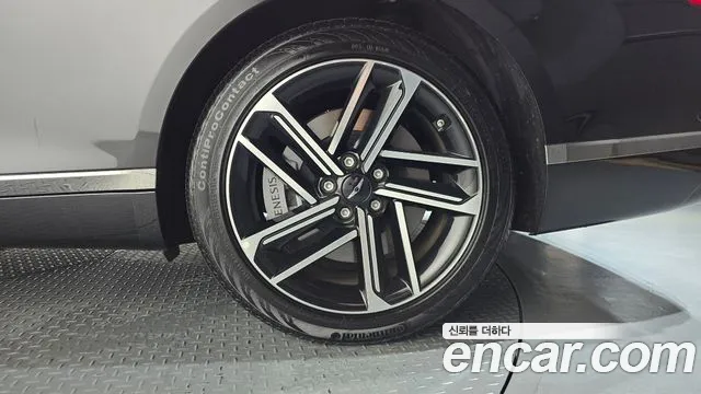 Genesis G80 Бензин 3.5 турбо AWD — Фото автомобиля 18