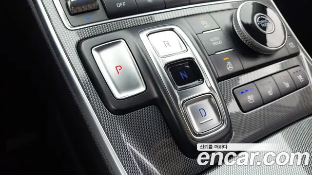 Hyundai Santafe Новый Santa Fe Дизель 2.2 2WD — Фото автомобиля 19