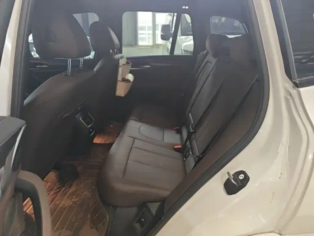 BMW X3 — Фото автомобиля 12