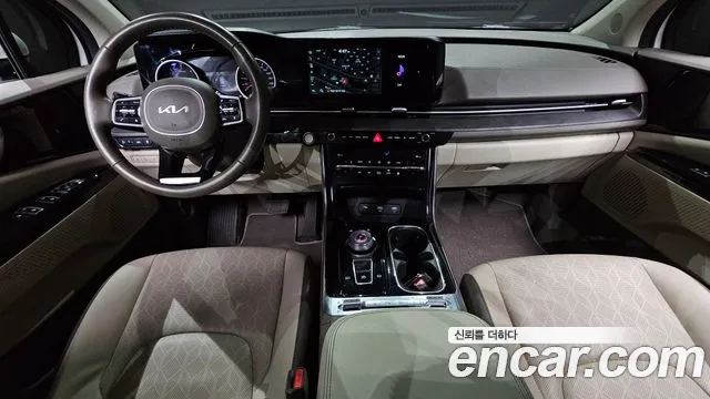 Kia Carnival Generation 4 — Фото автомобиля 7