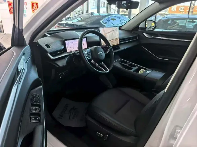 Haval H6 — Фото автомобиля 7