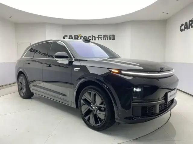 Li Auto L7 — Фото автомобиля 2