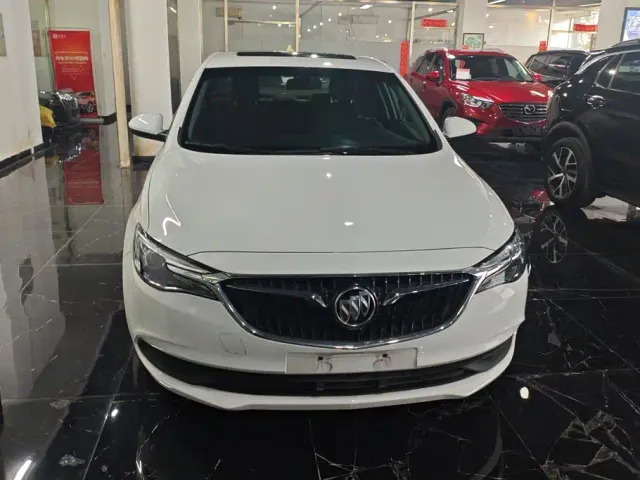 Buick Excelle — Фото автомобиля 2