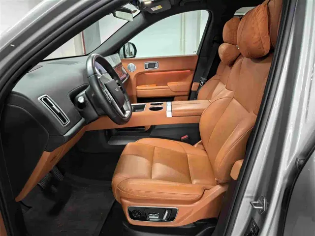 Li Auto L7 — Фото автомобиля 5