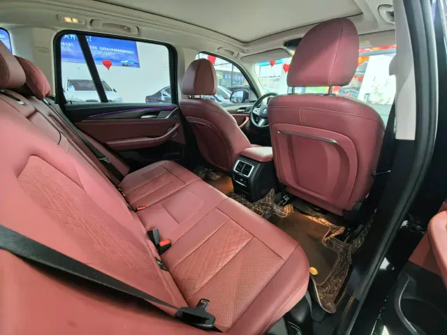 BMW X3 — Фото автомобиля 19