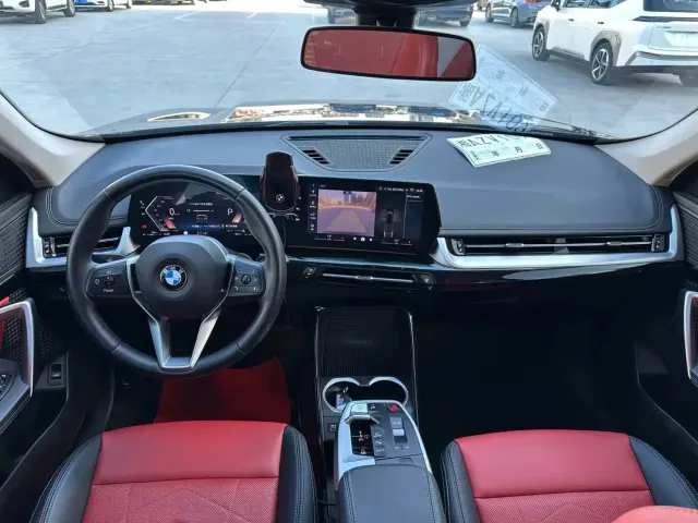 BMW X1 — Фото автомобиля 11