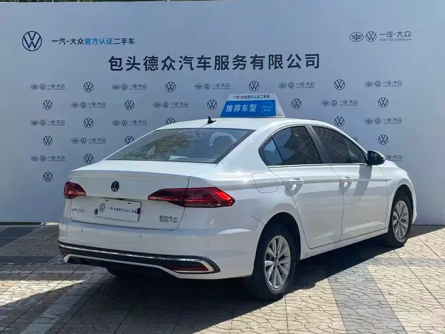 Volkswagen Bora — Фото автомобиля 4