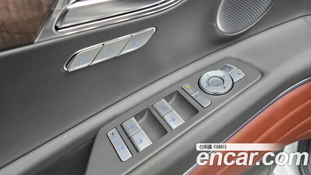 Genesis GV80 — Фото автомобиля 27