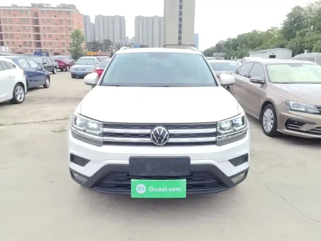 Volkswagen Tharu — Фото автомобиля 2