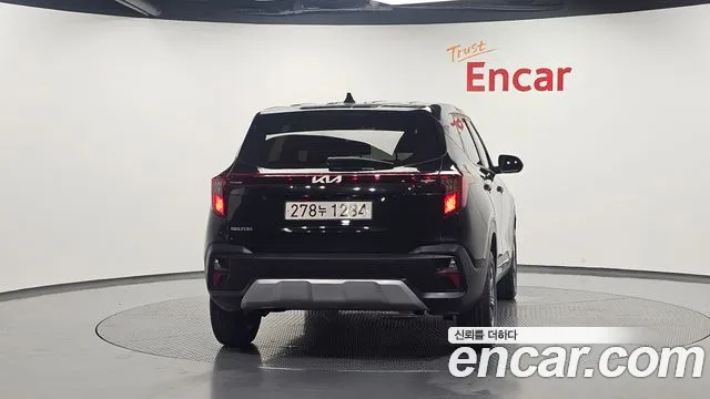 Kia Seltos — Фото автомобиля 4