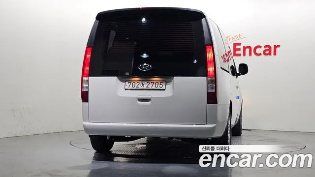 Hyundai Staria Staria Tourer 11 мест — Фото автомобиля 4
