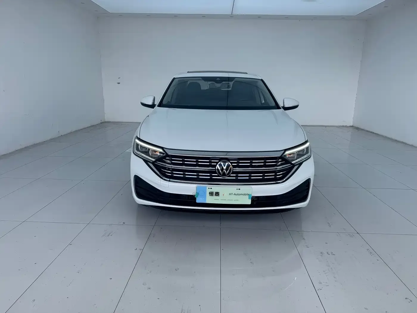 Volkswagen Sagitar 2023 300TSI DSG Surpassing Edition — Фото автомобиля 2