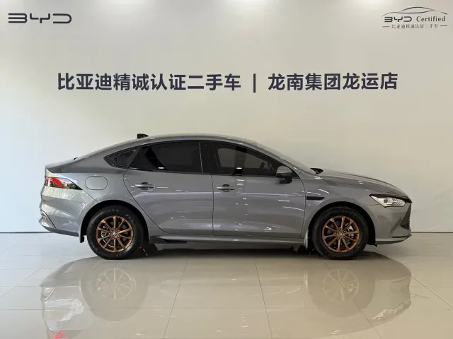 BYD Qin PLUS — Фото автомобиля 8