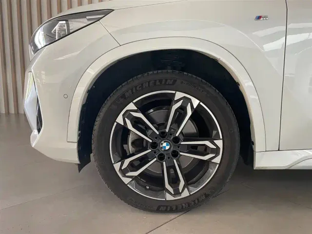 BMW X1 — Фото автомобиля 10