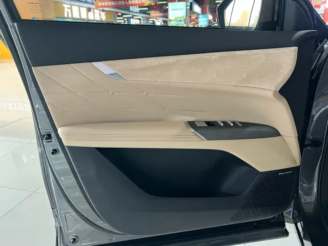 Changan Changan CS75 PLUS 2025 4th Gen 1.5T New Blue Whale Smart Flagship — Фото автомобиля 7