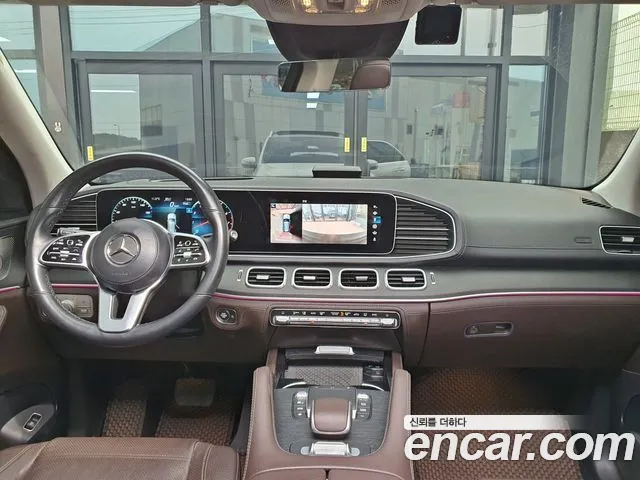 Mercedes-Benz GLE-Class — Фото автомобиля 5