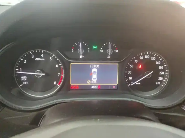 Buick Regal — Фото автомобиля 14