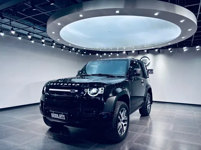 Фотография автомобиля — Land Rover Defender