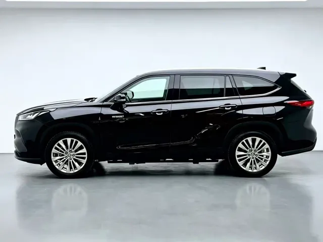 Toyota Highlander — Фото автомобиля 21