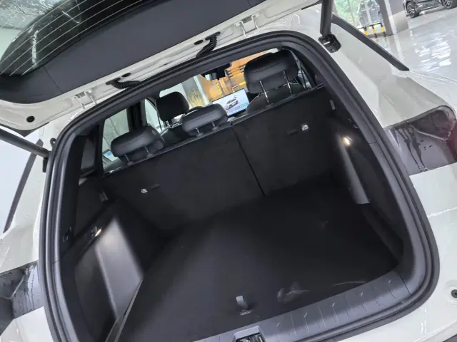 BYD Song Ultra — Фото автомобиля 6
