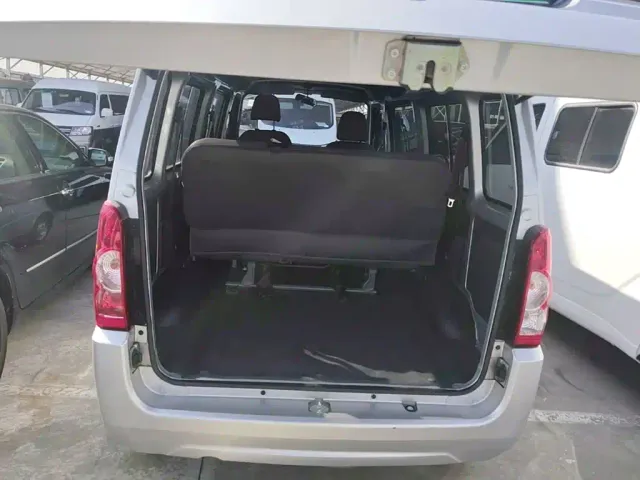 Wuling Rongguang EV — Фото автомобиля 18