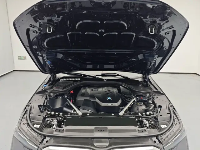 BMW 5 Series — Фото автомобиля 18
