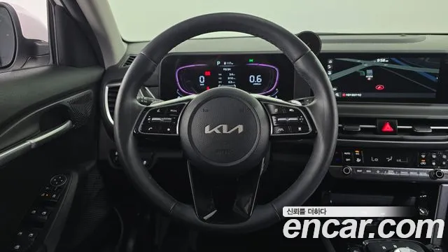 Kia Seltos New — Фото автомобиля 16