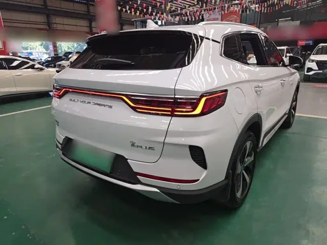 BYD Song PLUS — Фото автомобиля 6