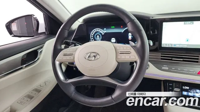 Hyundai Grandeur Новый Grandeur IG — Фото автомобиля 10