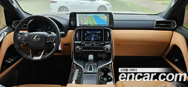 Lexus LX — Фото автомобиля 15