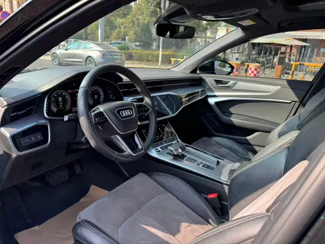 Audi A6L — Фото автомобиля 9