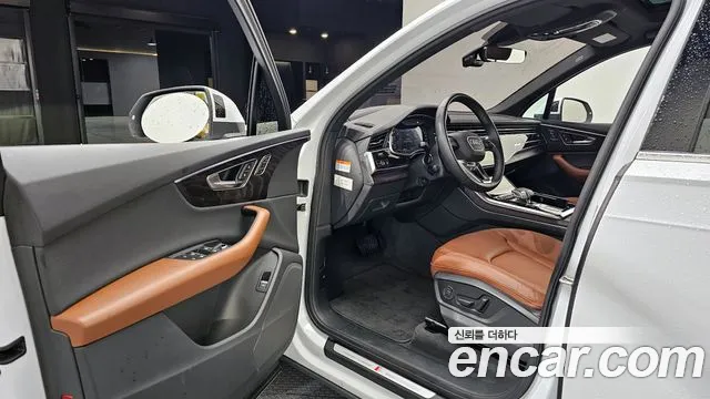 Audi Q7 45 TDI quattro Premium — Фото автомобиля 9