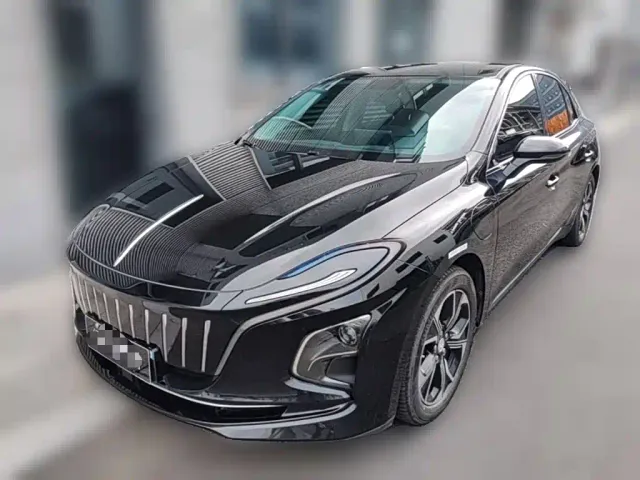 Фотография автомобиля — Hongqi E-QM5