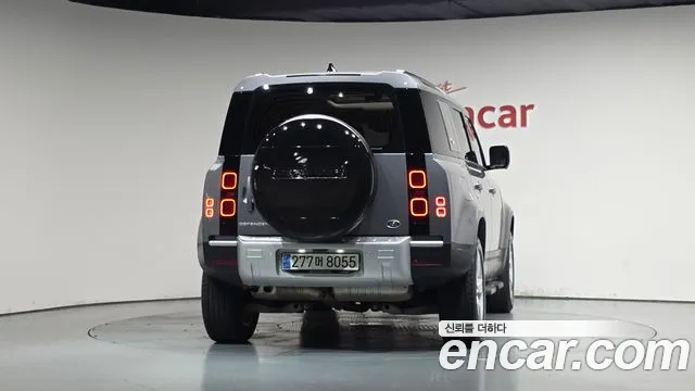 Land Rover Defender L663 — Фото автомобиля 3