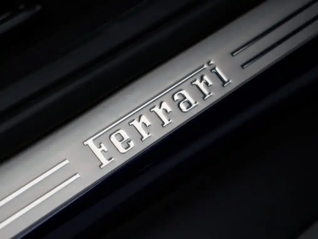 Ferrari Ferrari Roma 2023 Model Spider — Фото автомобиля 14