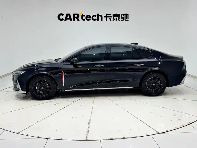 Hongqi H6 — Фото автомобиля 8