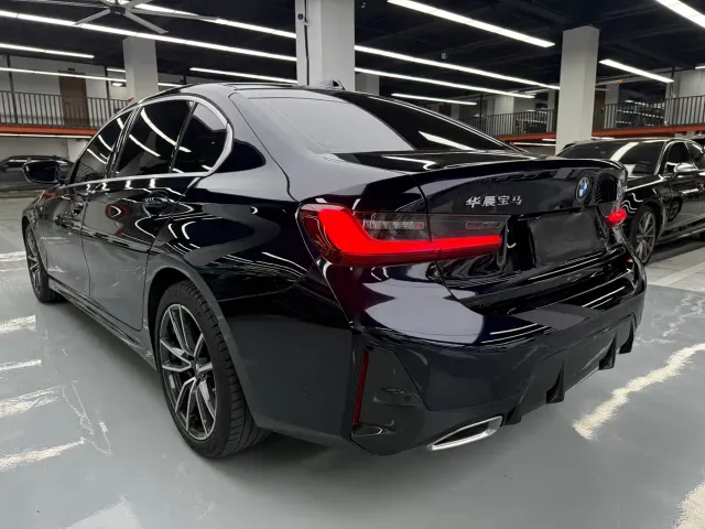 BMW 3 Series — Фото автомобиля 25