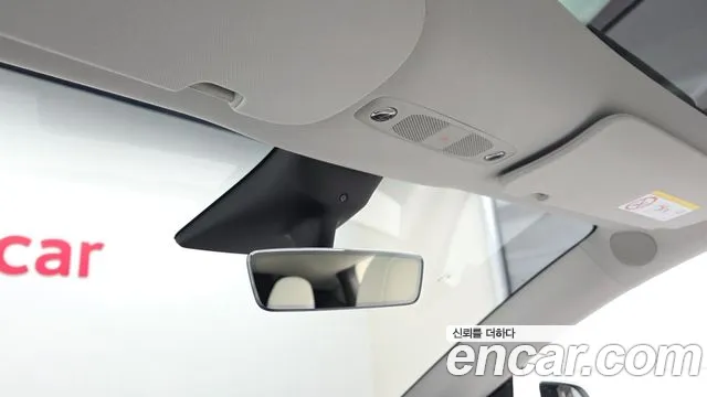 Tesla Model Y — Фото автомобиля 7