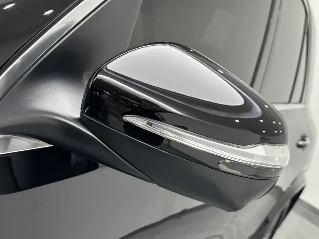 Mercedes-Benz GLE-Class — Фото автомобиля 24