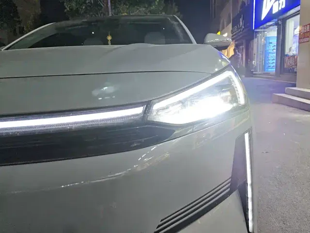 Geely Galaxy L6 — Фото автомобиля 5