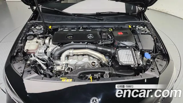 Mercedes-Benz A-Class W177 — Фото автомобиля 6