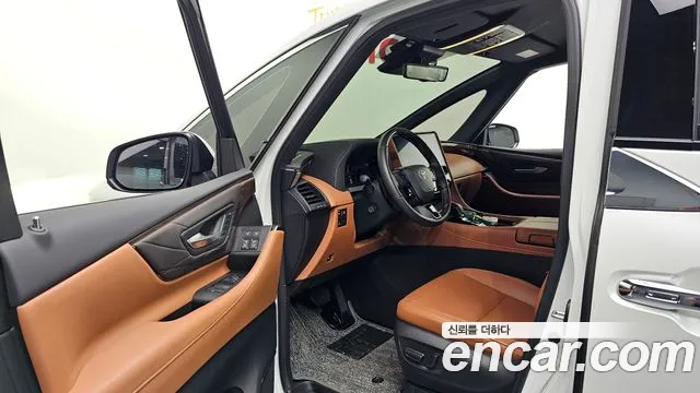 Toyota Alphard — Фото автомобиля 7