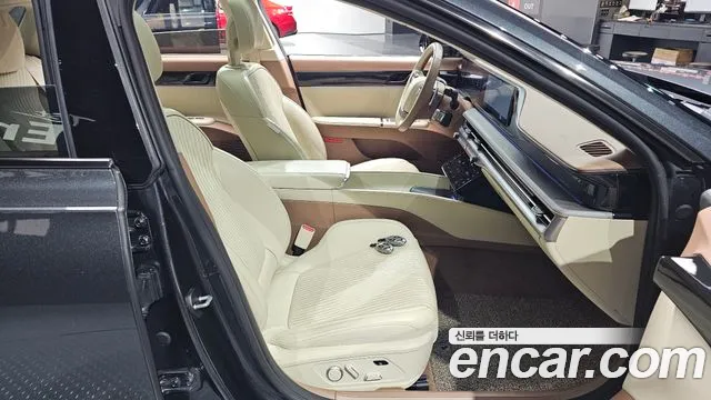 Hyundai Grandeur Grandeur (GN7) 2.5 Бензин 2WD — Фото автомобиля 7